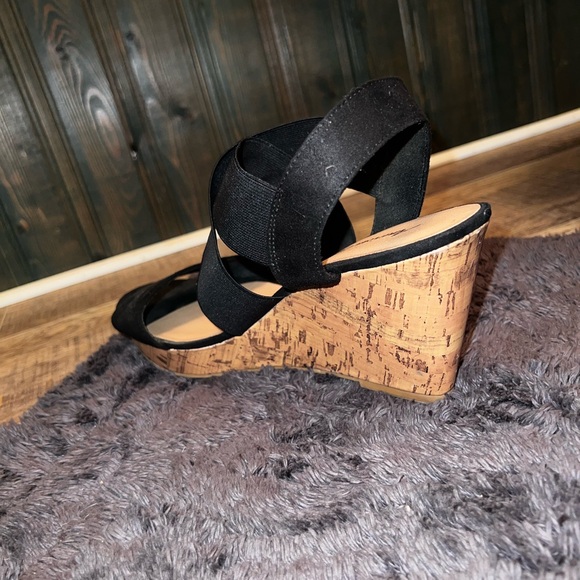 Women’s sandals from American Eagle size 11 - Picture 2 of 3